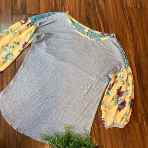 Anthro TINY floral quarter bell sleeve gray shirt